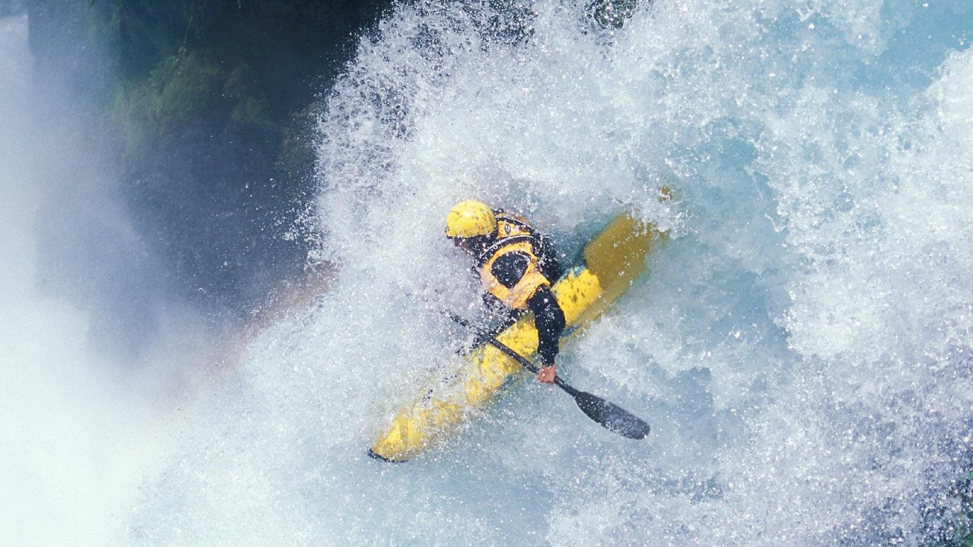 赛场奇迹：车队在最后一分钟实现逆转